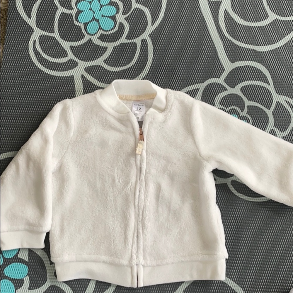 🎀Carter’s white fuzzy, zippered jacket🎀 - Picture 1 of 3